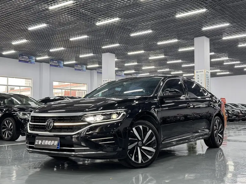 Volkswagen Passat Model 380TSI Edition, 2024 — фото 1