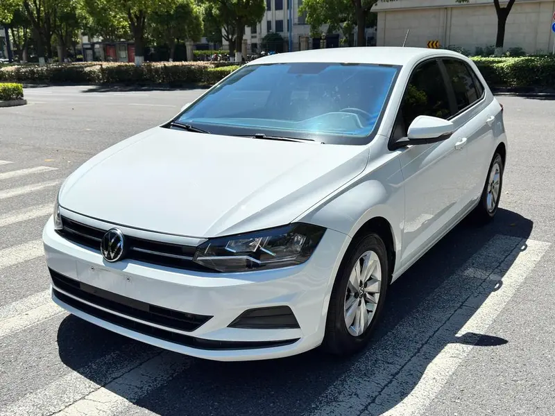 Volkswagen Polo Plus 1.5L Auto Edition, 2023 — фото 1