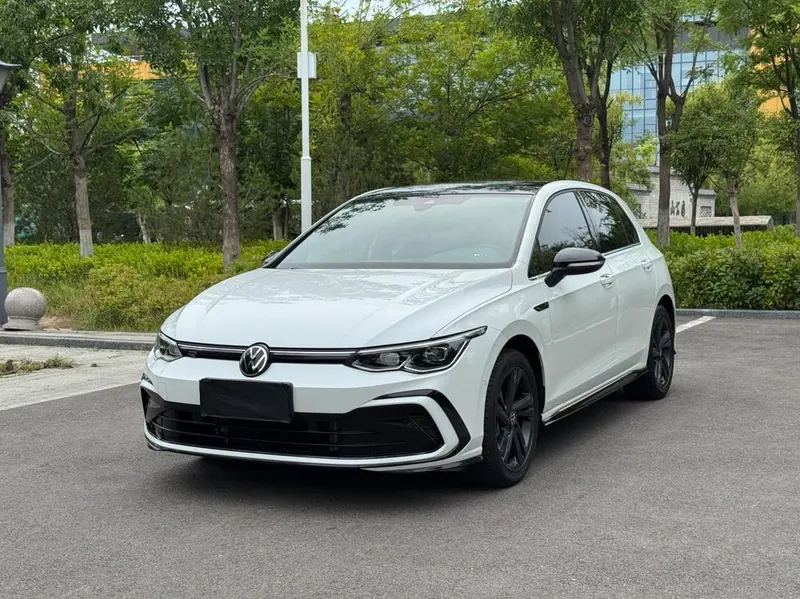 Volkswagen Golf Facelift 280TSI DSG R-Line, 2023 — фото 1
