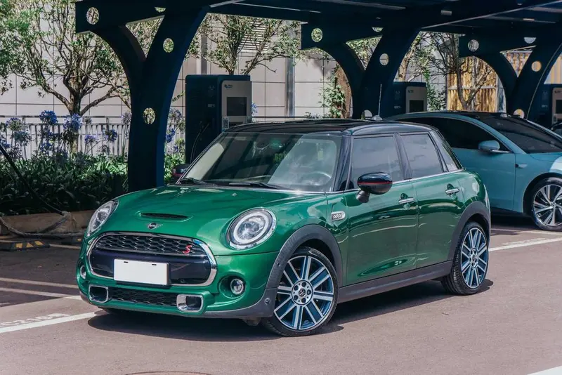 MINI MINI 2.0T COOPER S Artist Edition, 2020 — фото 1