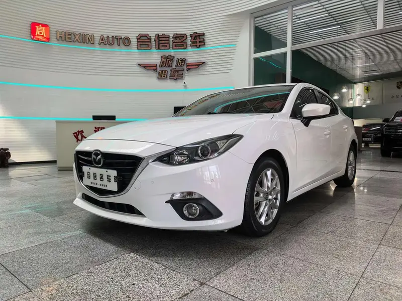 Mazda 3 Axela, 2016