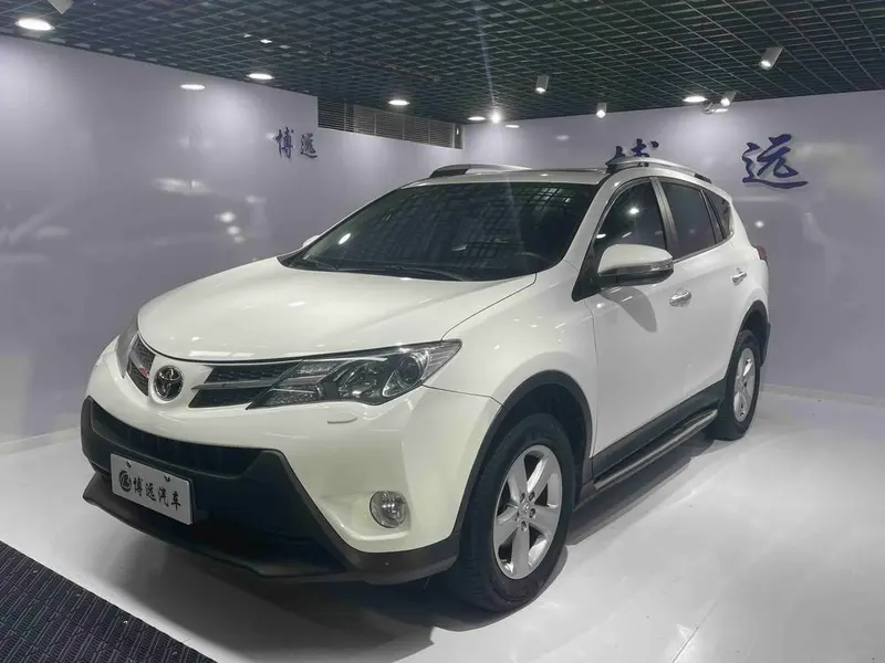 Toyota RAV4, 2013