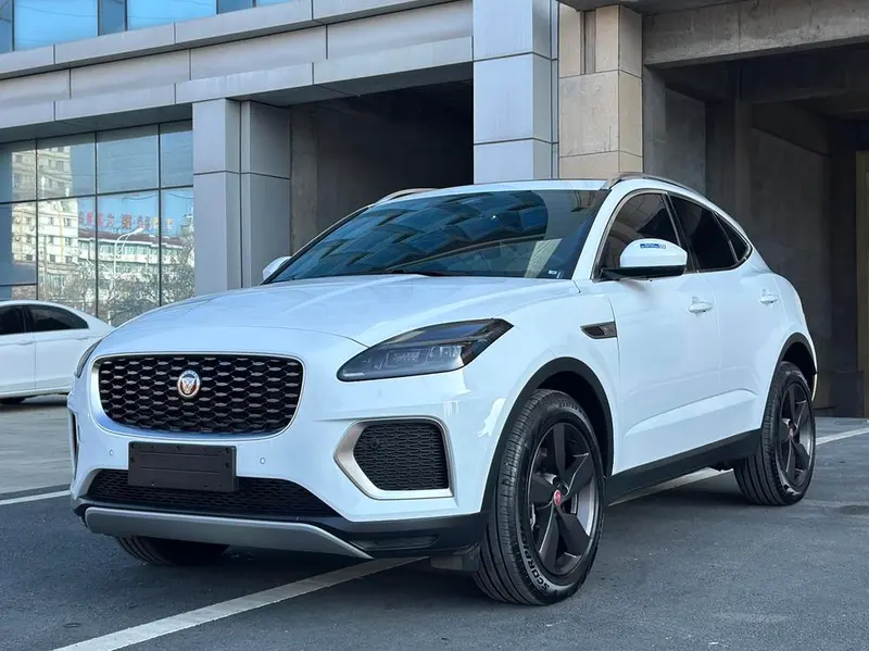Jaguar E-PACE, 2024