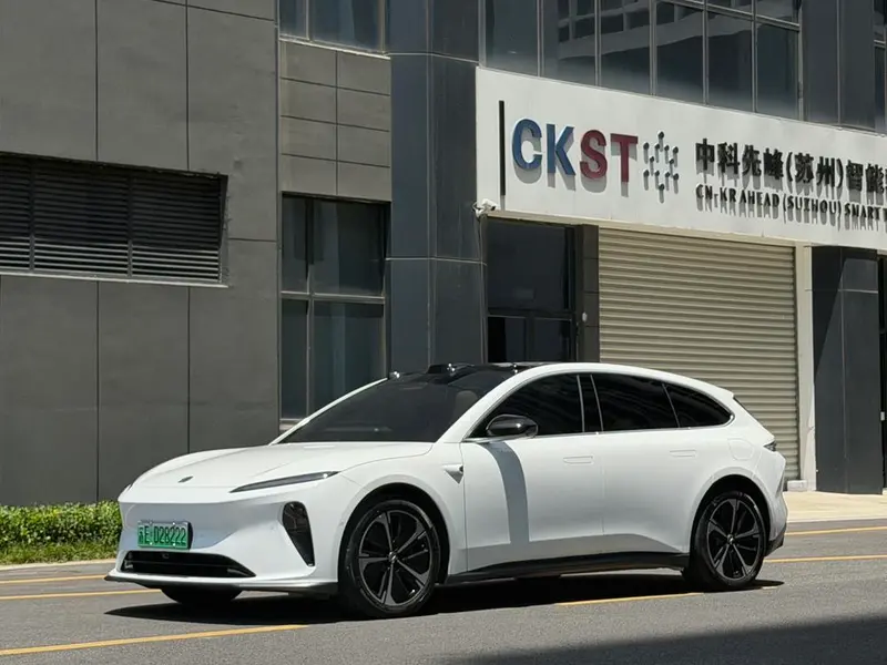 NIO ET5T 75kWh, 2024 — фото 1