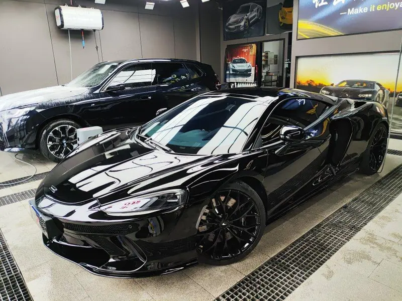 McLaren GT 4.0T автомат задний привод 2 мест заводская кастомизация версия, 2022 — фото 1