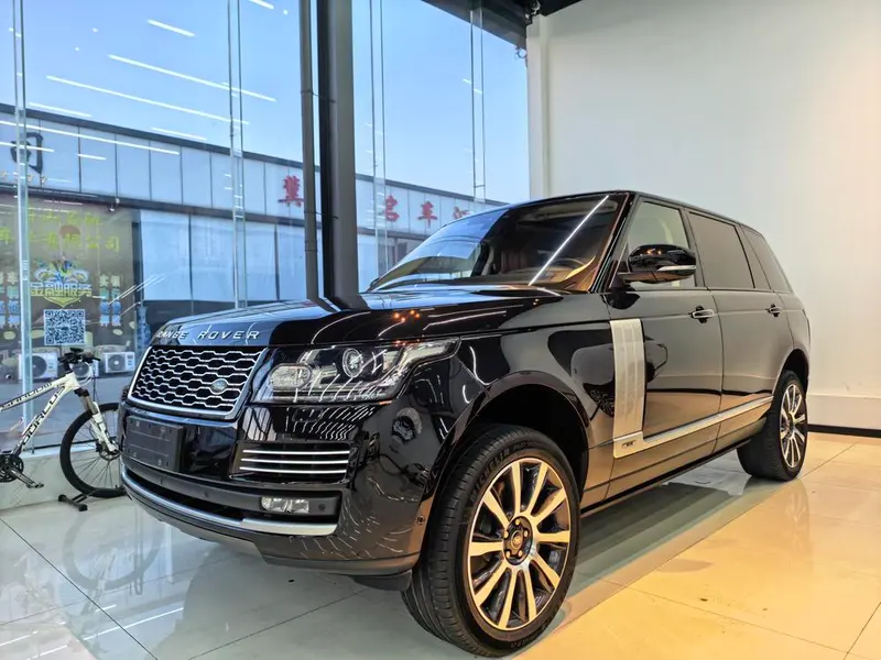 Land Rover Range Rover 3.0 V6 SC AB Supreme Extended Edition, 2017 — фото 1