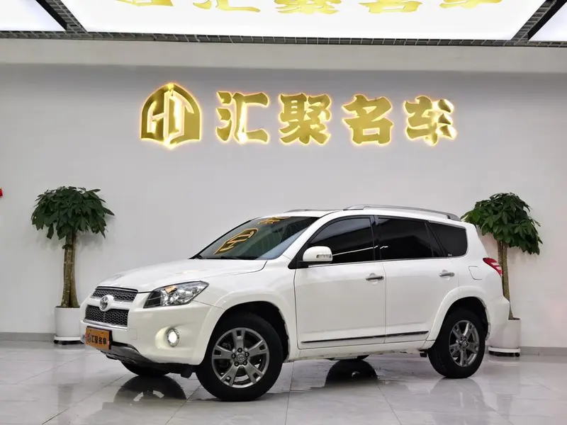 Toyota RAV4 Stylish Edition 2.4L Auto 4WD Luxury, 2012 — фото 1