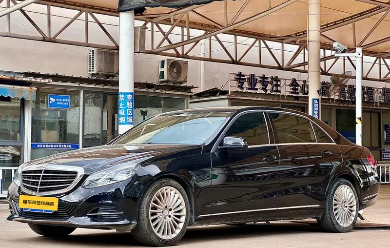 Mercedes-Benz E-Class, 2015