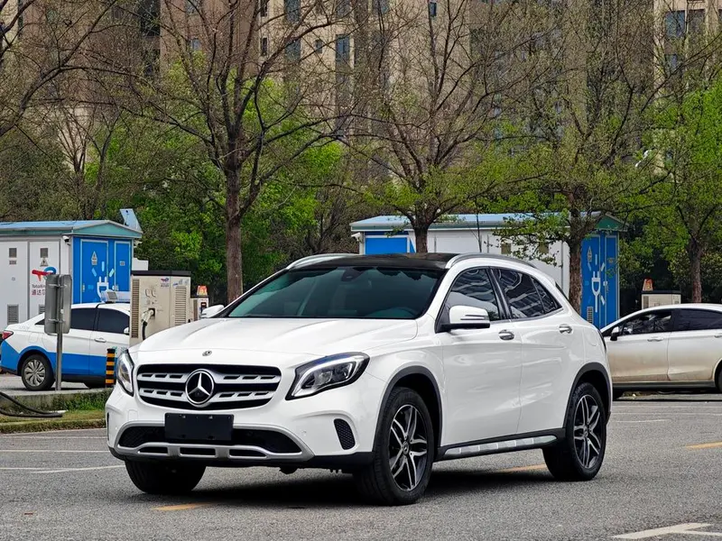 Mercedes-Benz GLA GLA 200 Fashion Version, 2017 — фото 1