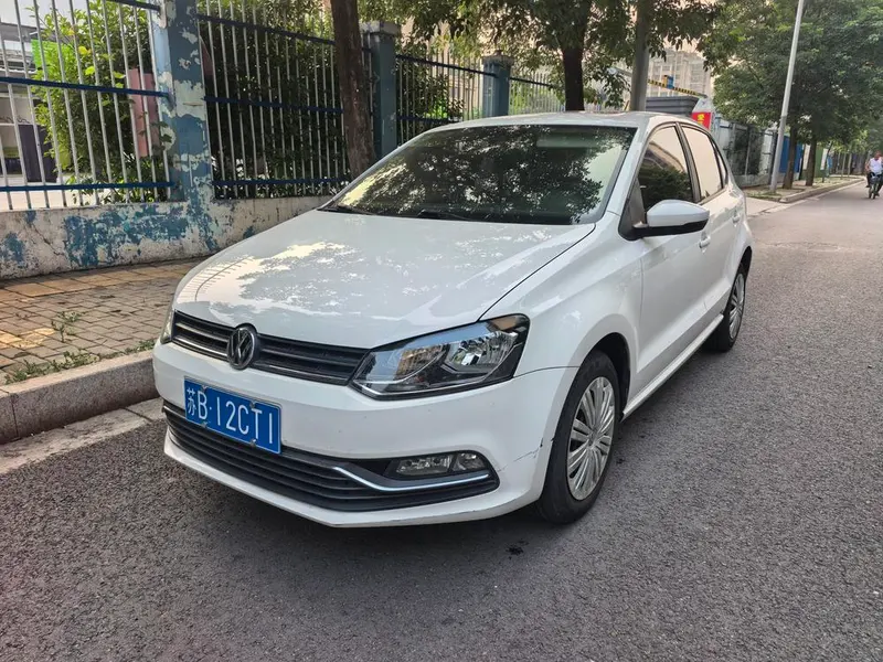Volkswagen Polo 1.6L Auto Comfort Version, 2016 — фото 1