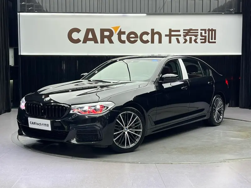 BMW 5-Series, 2020