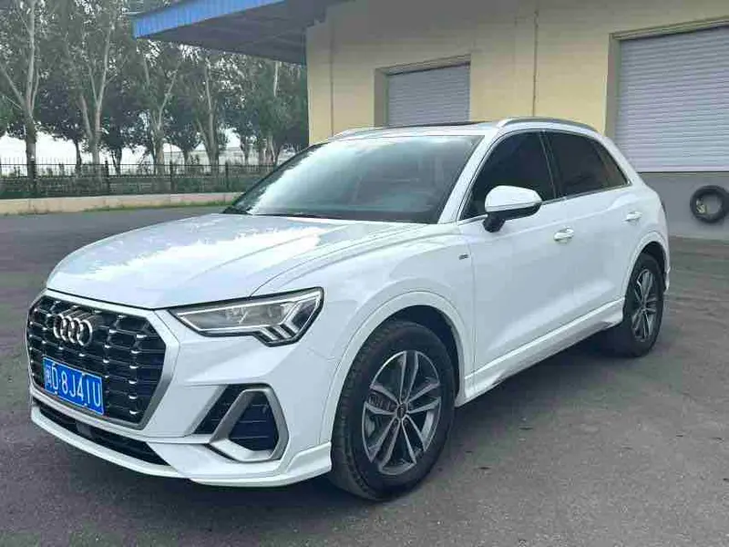Audi Q3, 2022