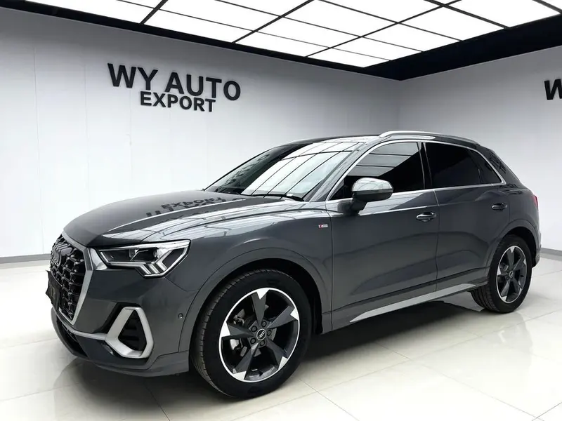 Audi Q3, 2022