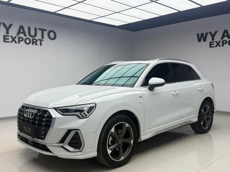 Audi Q3, 2023