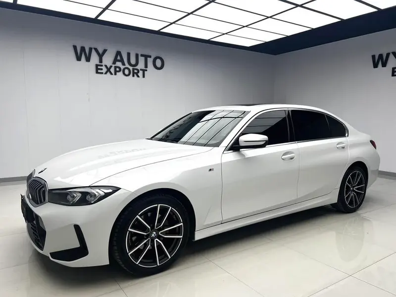 BMW 3-Series, 2023