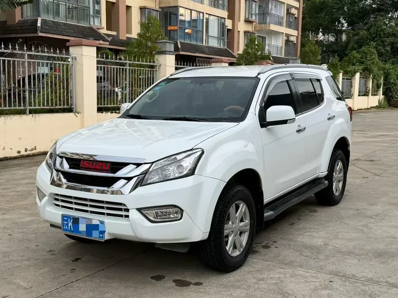 Isuzu mu-X, 2015