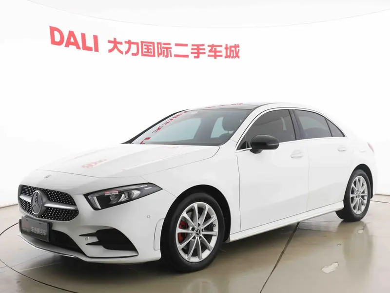 Mercedes-Benz A-Class Facelift A 200 L Sport, 2019 — фото 1