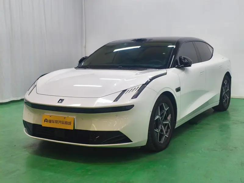 Lynk & Co 10 EM-P, 2025