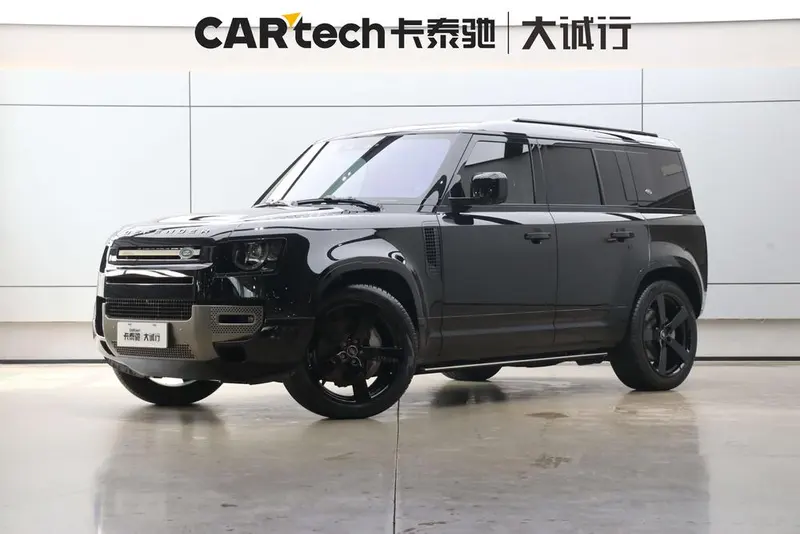 Land Rover Defender, 2024