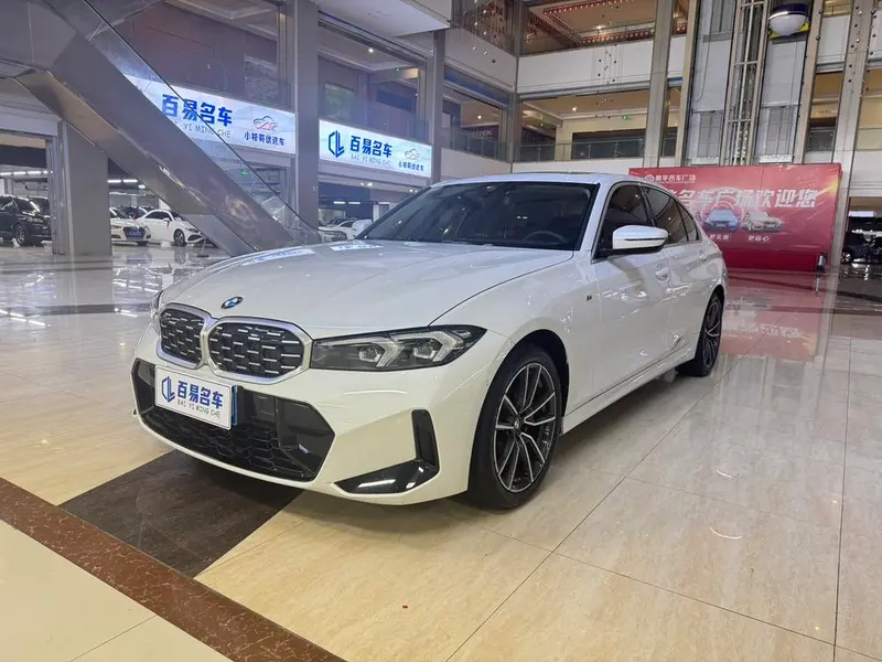 BMW 3-Series, 2023