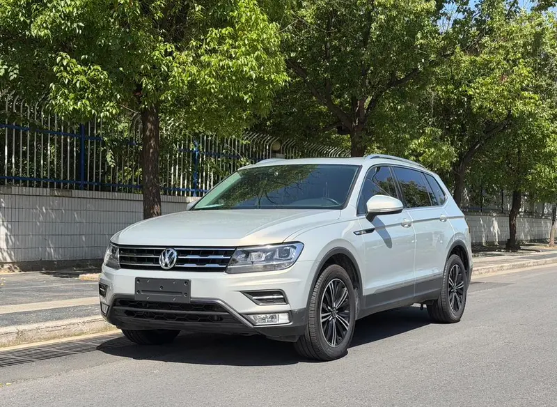 Volkswagen Tiguan L, 2021