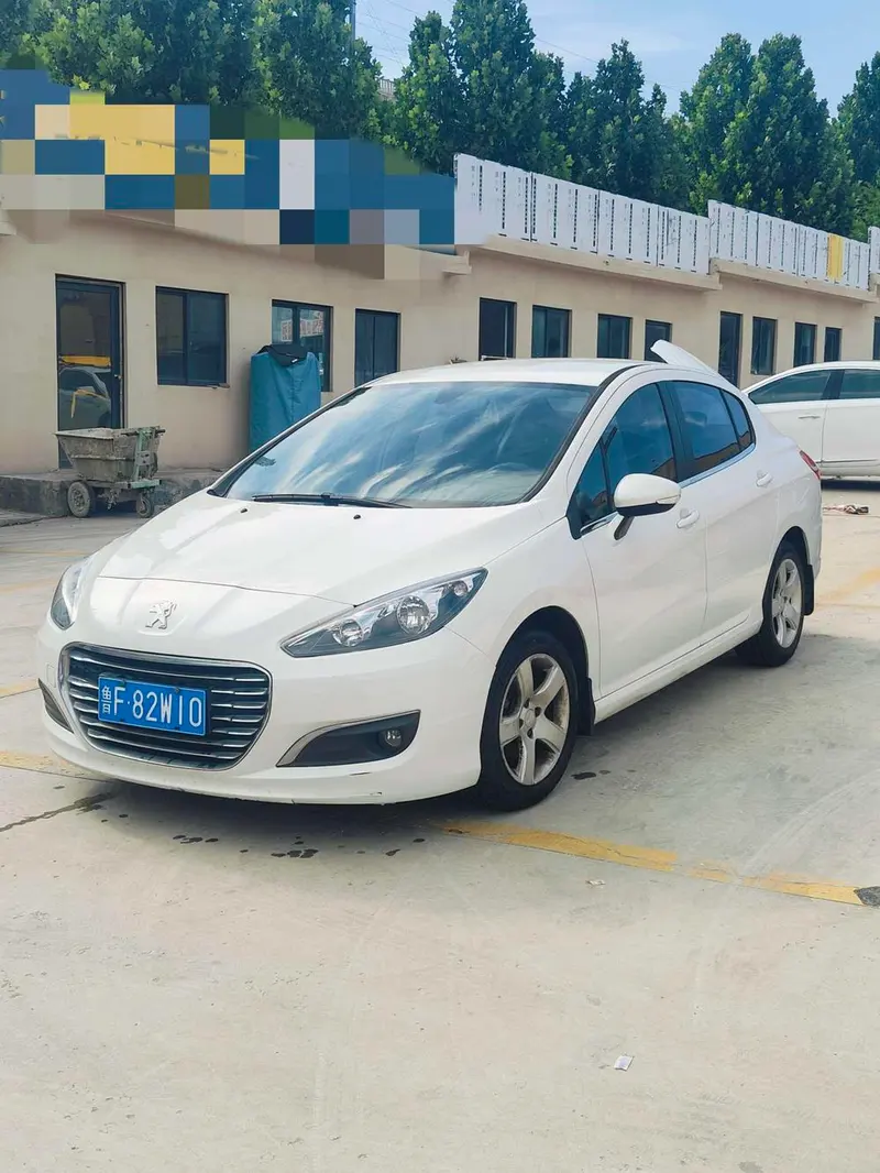 Peugeot 308, 2013