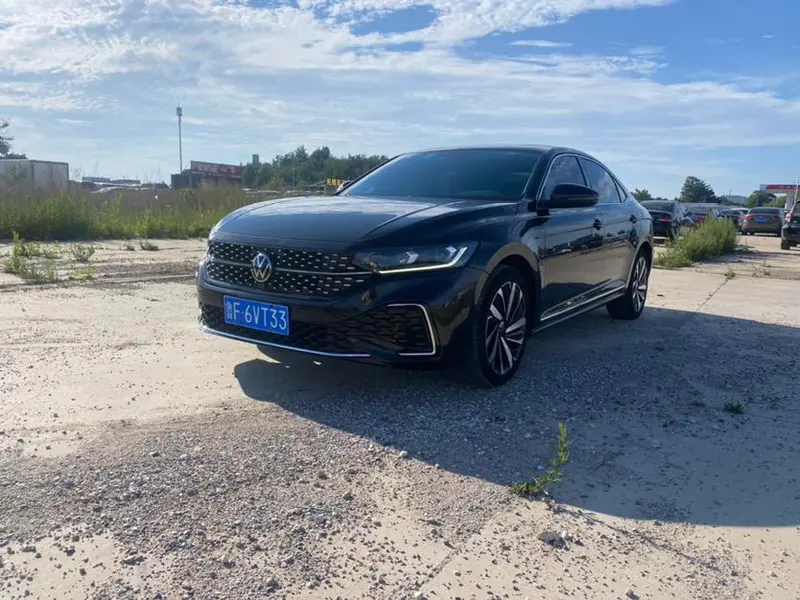 Volkswagen Passat, 2023