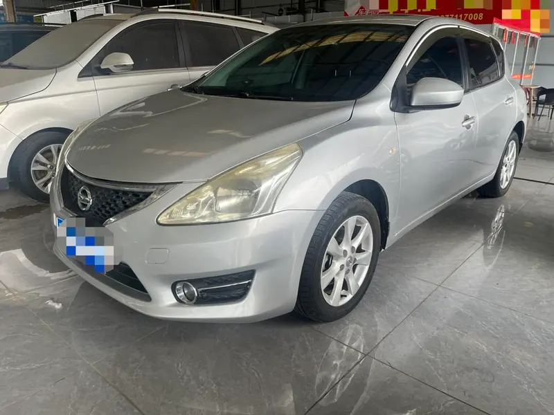 Nissan Tiida 1.6L CVT Smart Version, 2011 — фото 1
