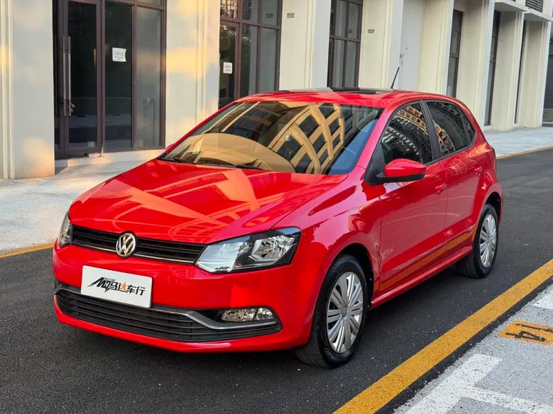 Volkswagen Polo 1.6L Auto Comfort Version, 2016 — фото 1