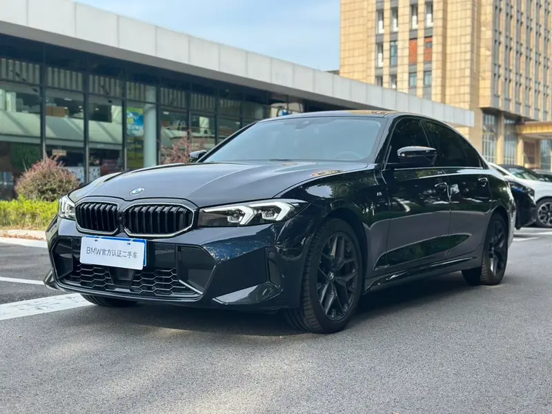 BMW 3-Series, 2025