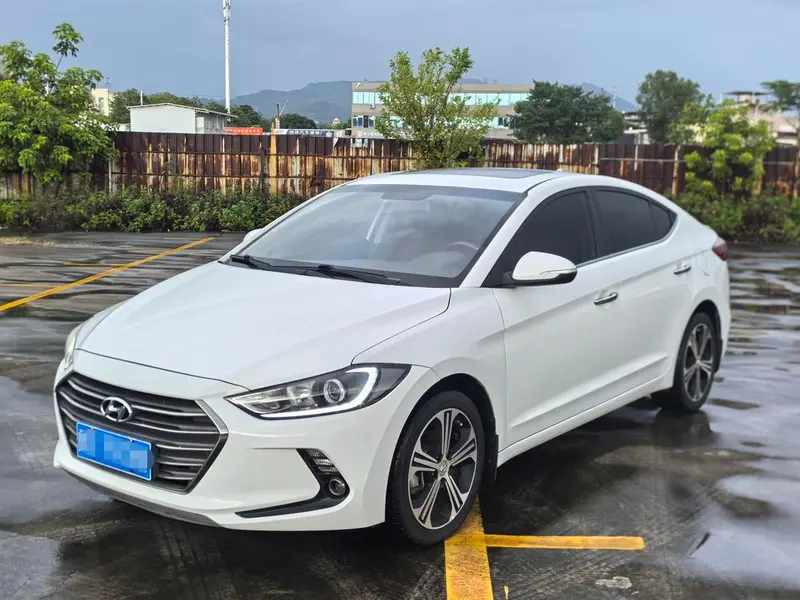 Hyundai Elantra Lingdong, 2018