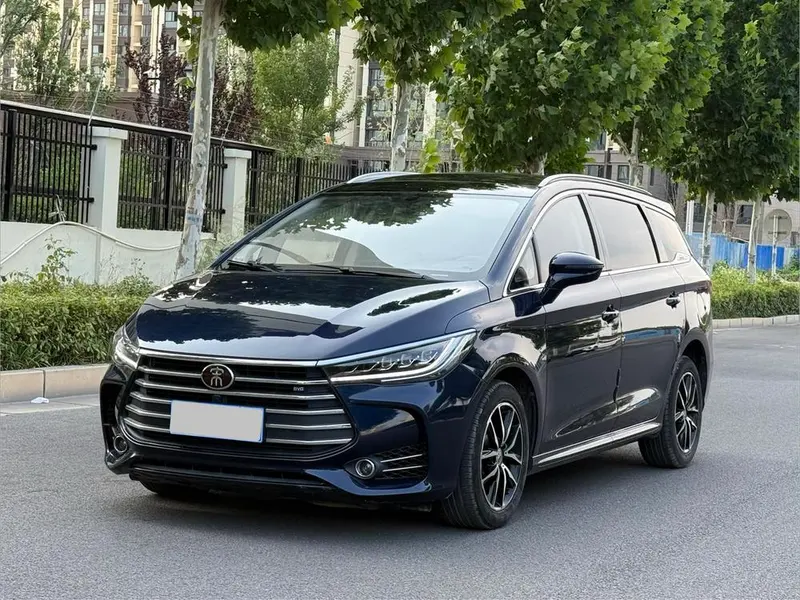 BYD Song MAX, 2017