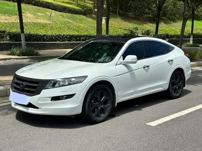 Honda Crosstour, 2012
