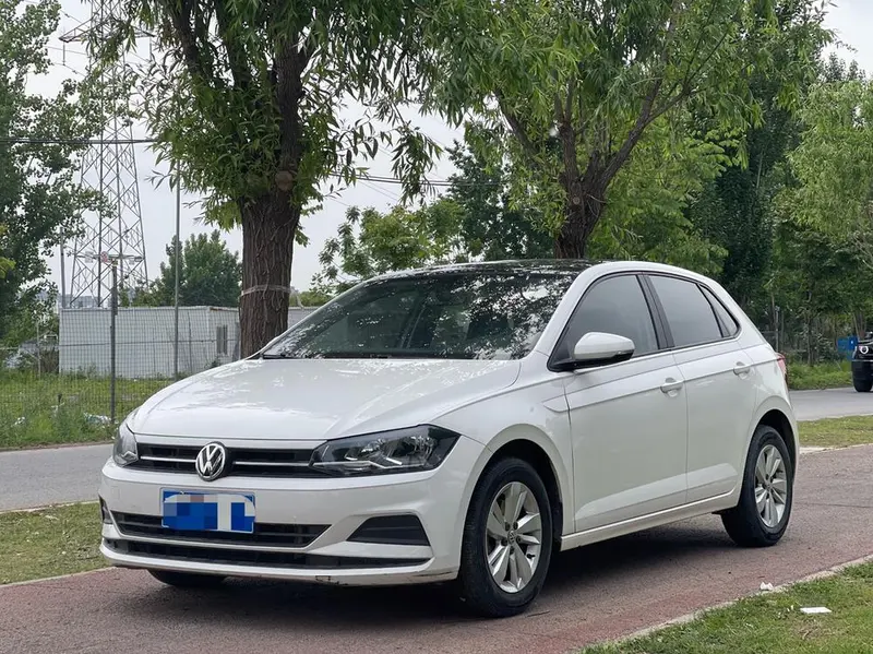 Volkswagen Polo Plus 1.5L Auto Panoramic Edition, 2019 — фото 1