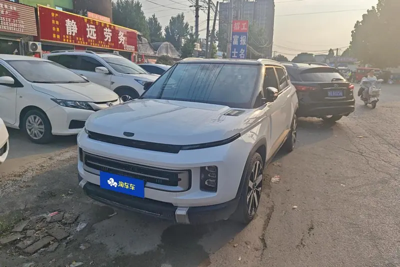Geely ICON, 2023