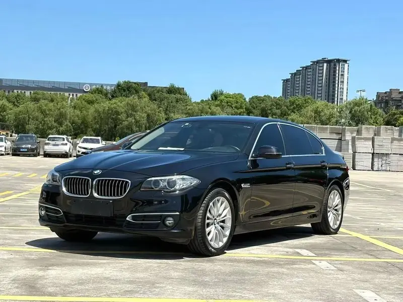 BMW 5-Series, 2017