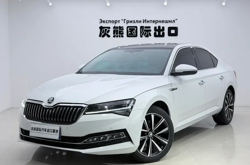 Skoda Superb TSI280 DSG Prestige Edition, 2023 — фото 1