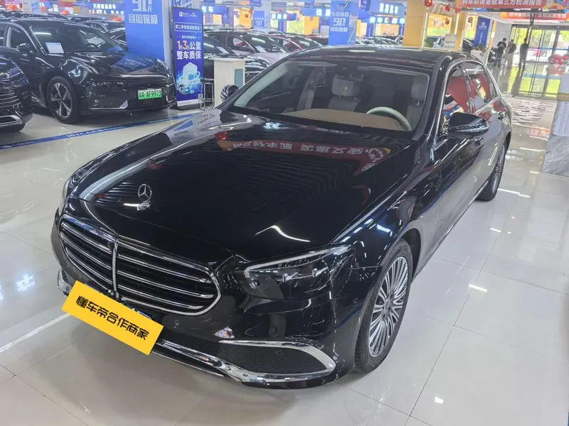 Mercedes-Benz E-Class, 2022