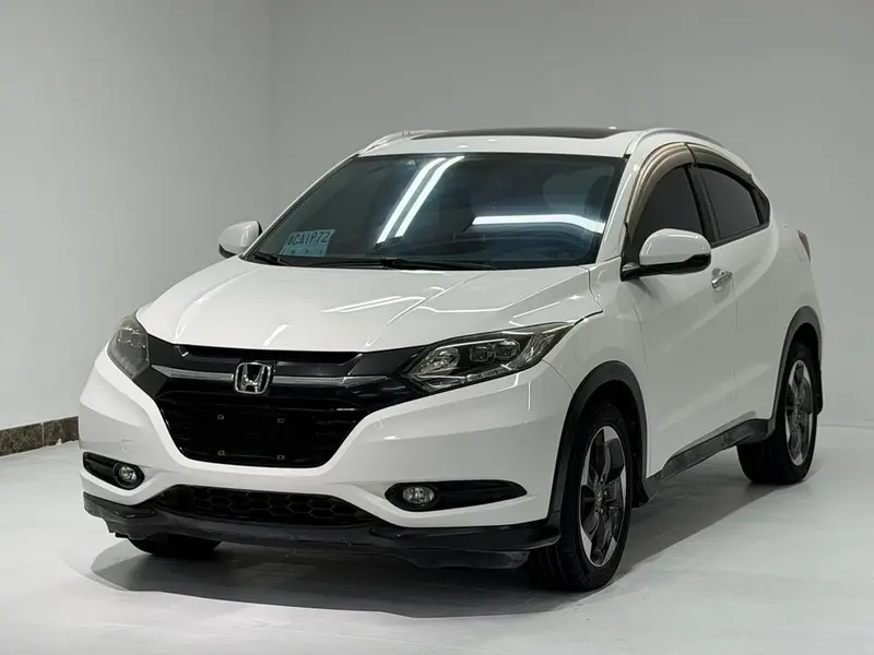 Honda Vezel 1.8L CVT 2WD Luxury Version, 2015 — фото 1