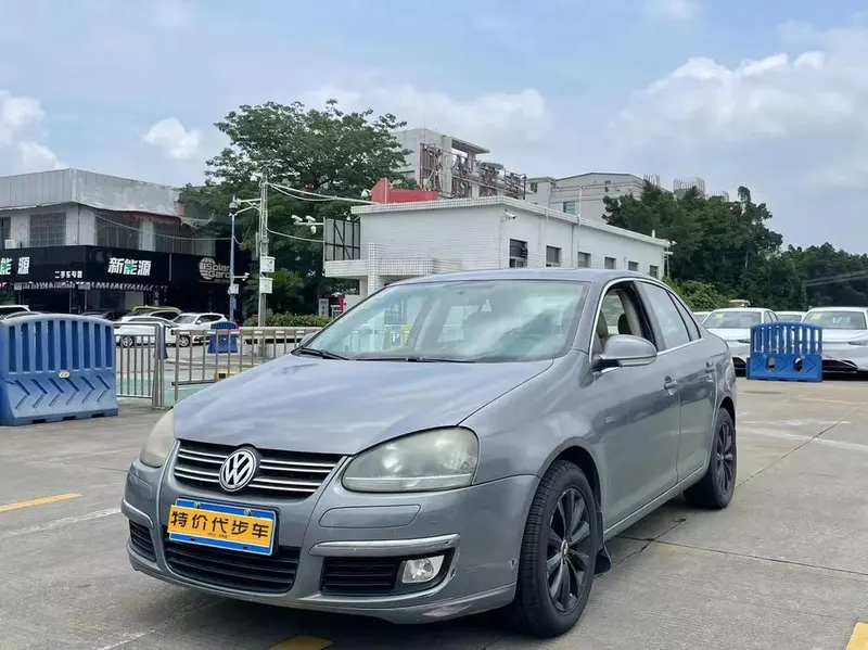 Volkswagen Sagitar, 2011