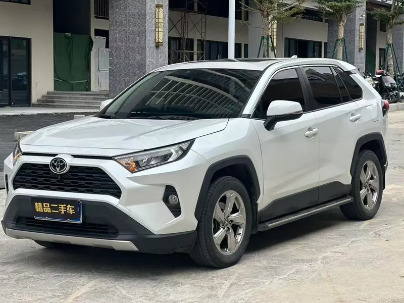 Toyota RAV4 2.0L CVT 2WD Style Edition, 2022 — фото 1