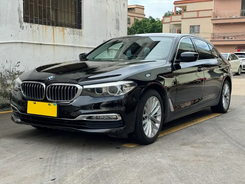 BMW 5-Series, 2018