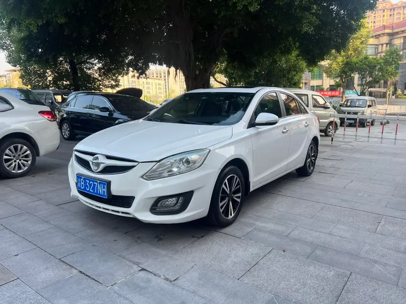 Haima M6 1.5T CVT Luxury Version, 2015 — фото 1