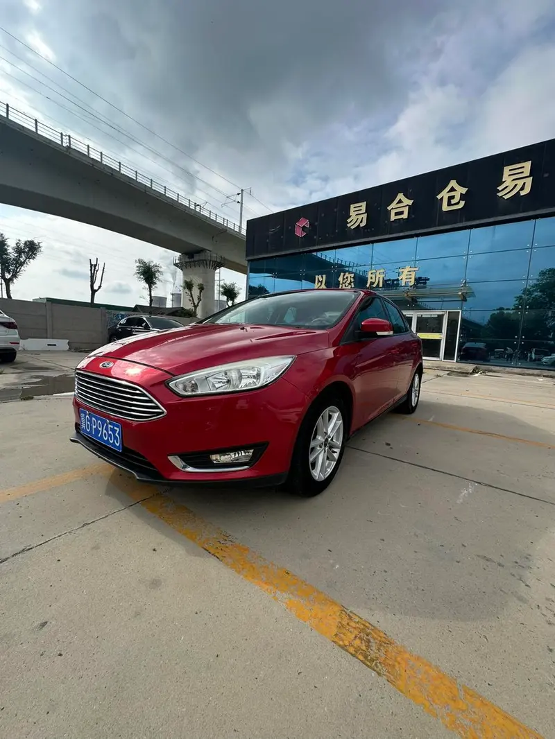 Ford Focus Sedan 1.6L Auto Style Version Edition, 2017 — фото 1
