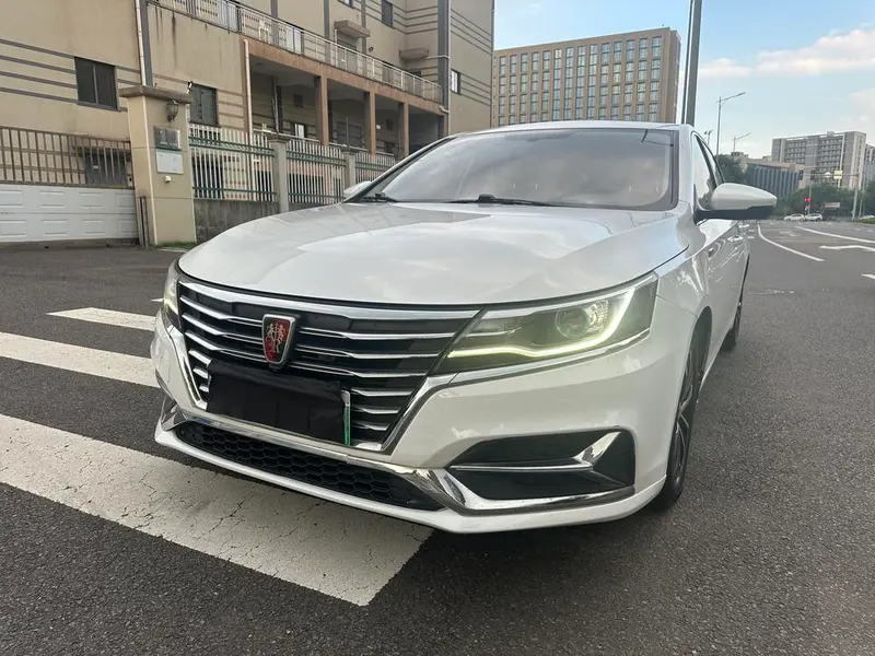 Roewe ei6 PLUS 50T 4G Connected Glory Luxury Edition, 2019 — фото 1