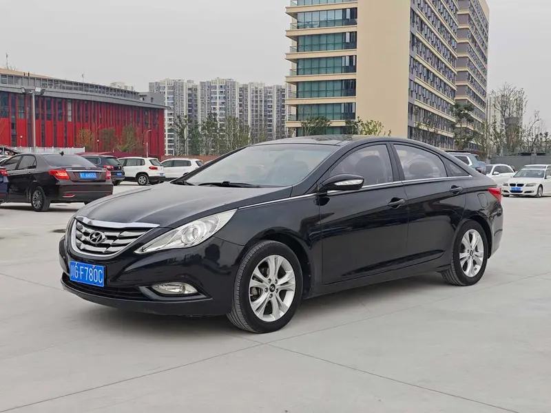 Hyundai Sonata YF, 2011