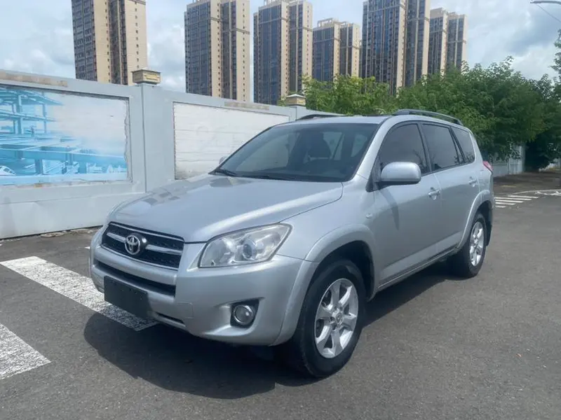 Toyota RAV4, 2009
