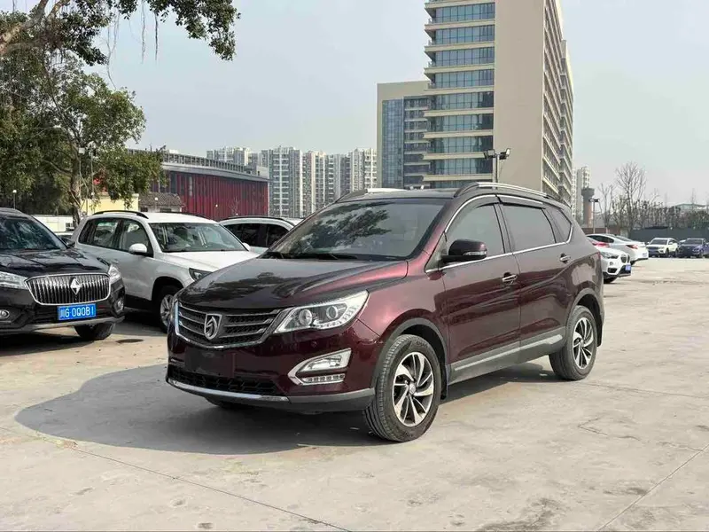 Baojun 560 Edition 1.8L iAMT Prestige Version, 2017 — фото 1