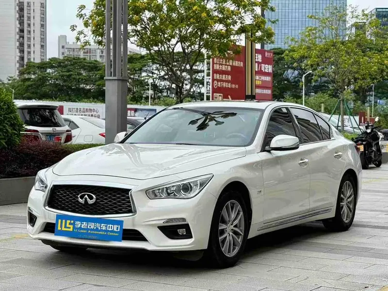 Infiniti Q50L, 2018