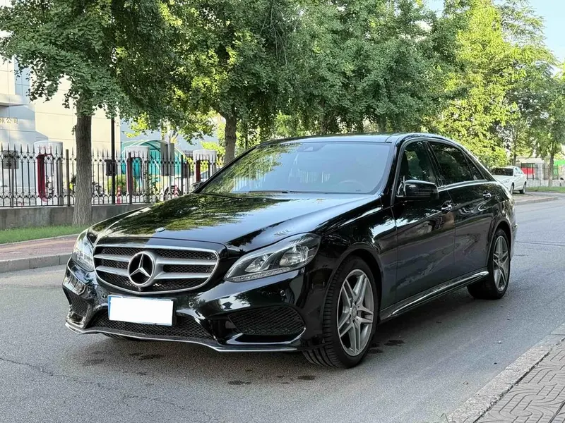 Mercedes-Benz E-Class, 2015